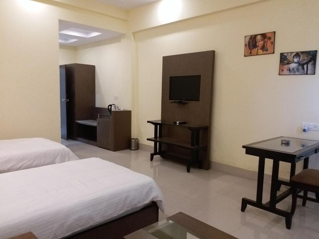 Katra  Hotel Sravasti Residency מראה חיצוני תמונה