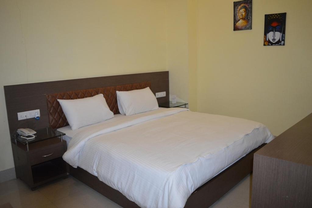 Katra  Hotel Sravasti Residency מראה חיצוני תמונה